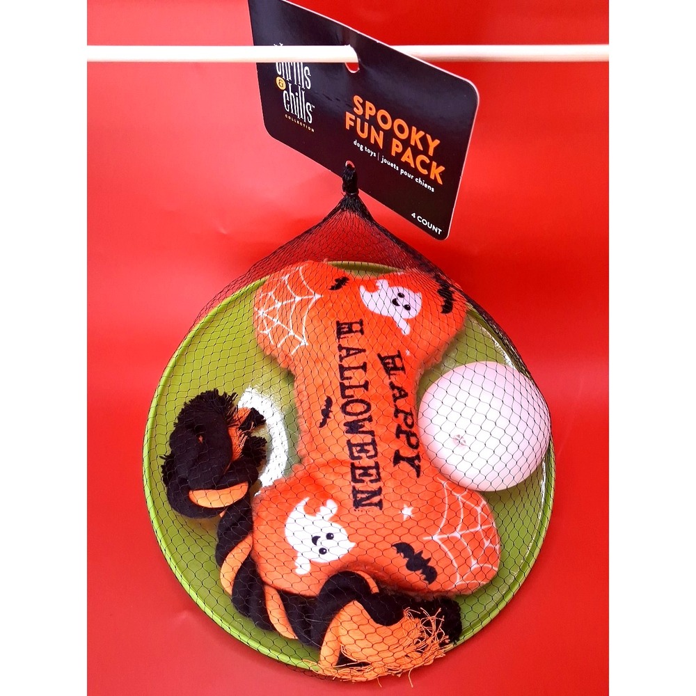 Thrills & Chills Spooky Fun Pack GIFT SET Dog Plush Vinyl Rope and Disc/Frisbee